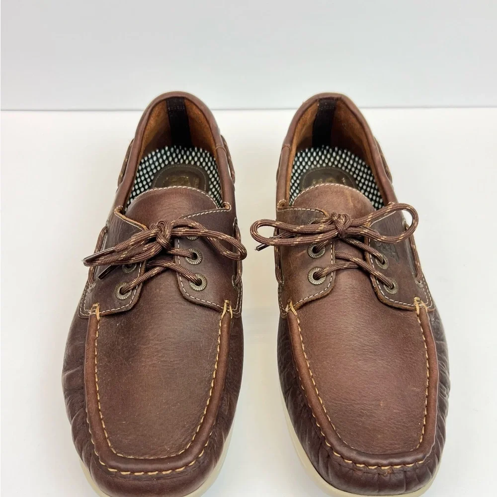 SAS Brown Boat Shoes with Leather Finish